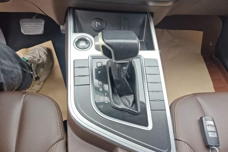 Used FORTHING Joyear X5 2017 1.6L CVT Luxury Model Gear Lever