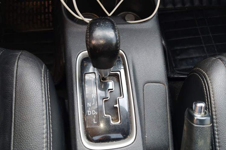 Used Mitsubishi Outlander 2014 2.4L 4x4 Deluxe Value Edition 5 Seats