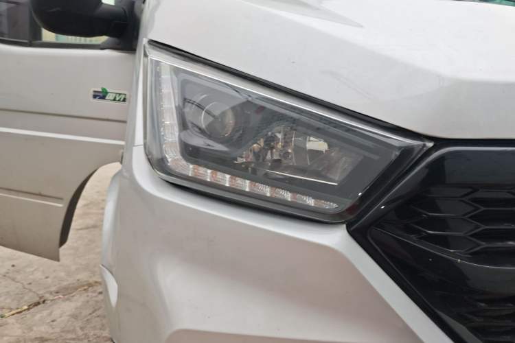 Used JMC Transit  Right Front Headlight