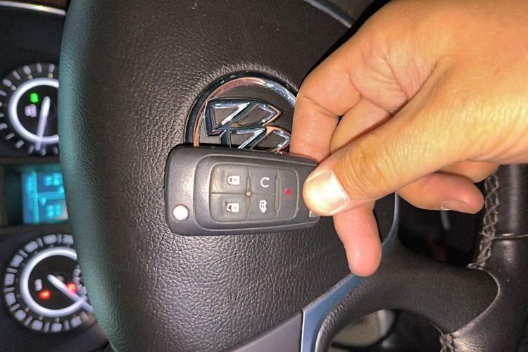 Used Buick GL8 2018 28T Luxury Model China VI Standard
