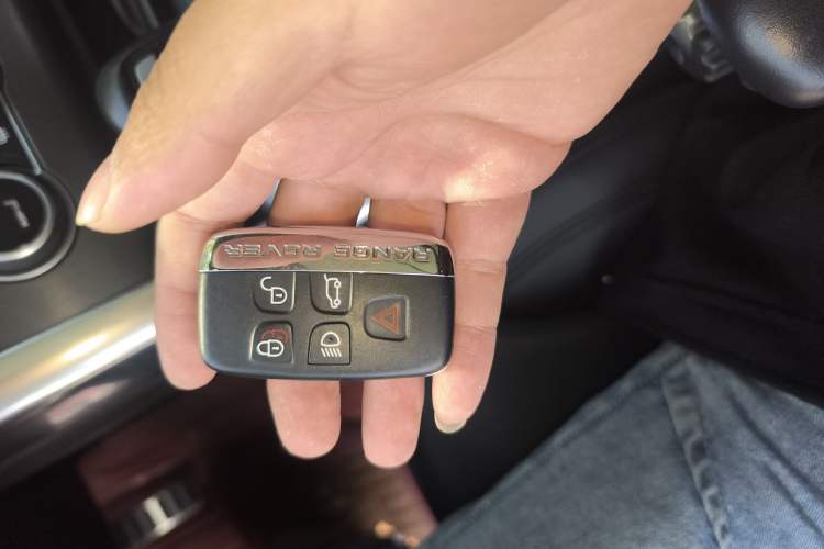 Used Land Rover Range Rover Sport 2017 3.0 SC V6 HSE DYNAMIC
