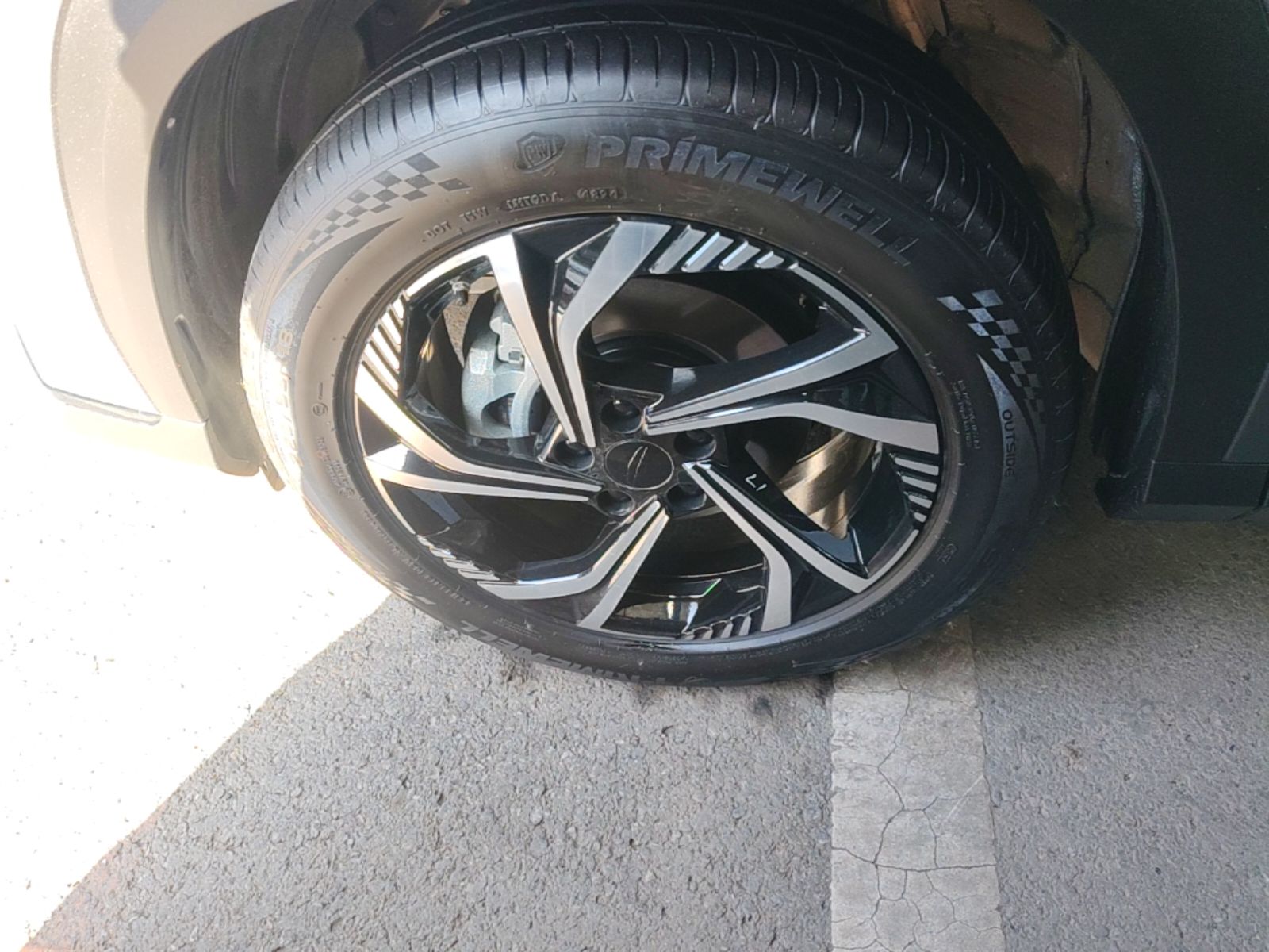 Geely Auto Emgrand X7 Sport 2024 1.5TD Smart Connect+ — снимка 10