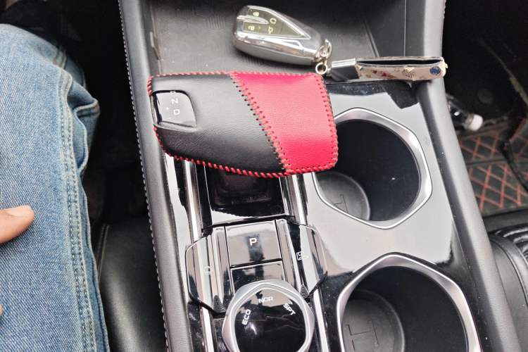 Used CHANGAN Eado 2022 PLUS Blue Whale NE 1.4T GDI DCT Prestige Edition Gear Lever