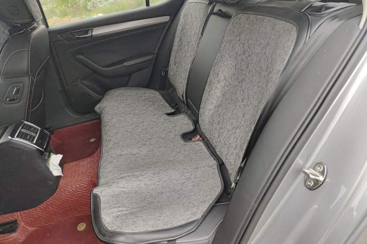 Used Skoda Superb 2019 Restyled TSI330 DSG Comfort Edition Left Rear Seat