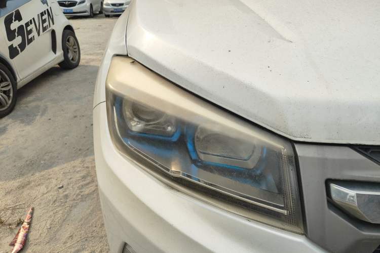 Used CHANGAN CS75 2014 2.0L Manual Luxury Version China V Standard
