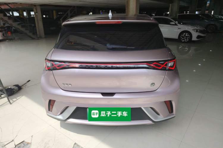 Used BYD Dolphin 2023 420 km Fashion Edition

