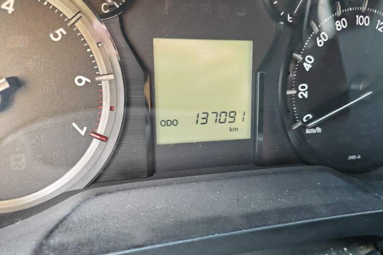 Used Toyota Prado 2018 3.5L Automatic TX Odometer Close Up