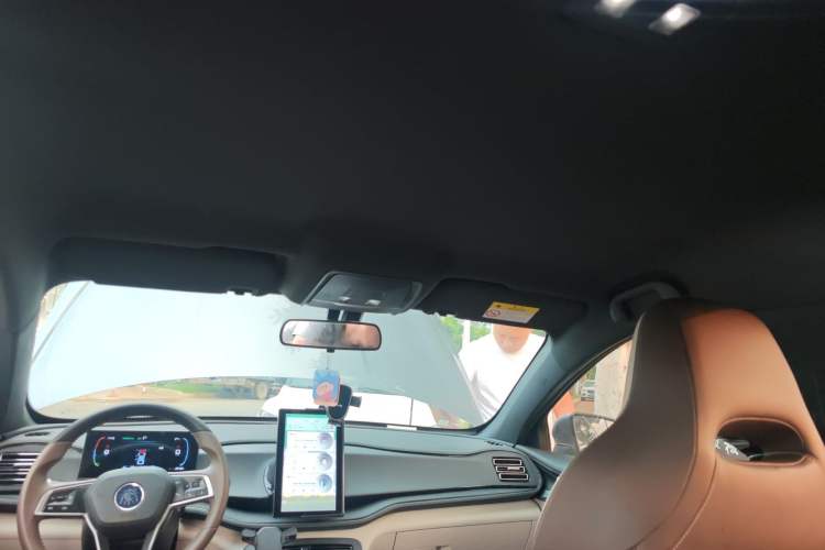 Used BYD Qin PLUS 2023 Champion Edition DM-i 55KM Leading Model Headliner