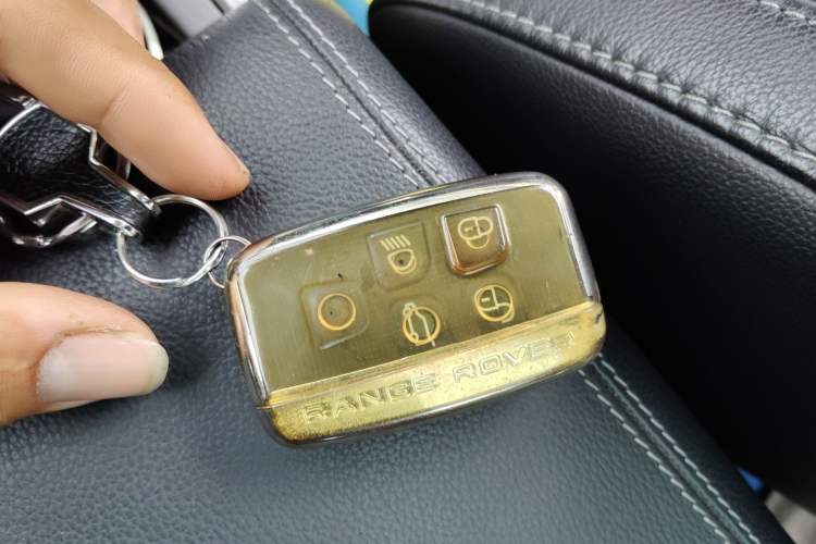 Used Land Rover Range Rover Evoque 2016 2.0T SE PLUS Smart Enjoyment Edition
