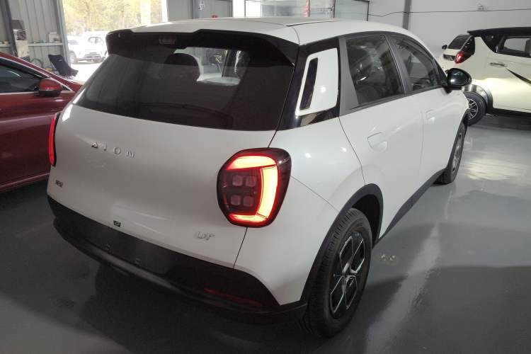 Used AION UT 2025 330 Starlight Edition
