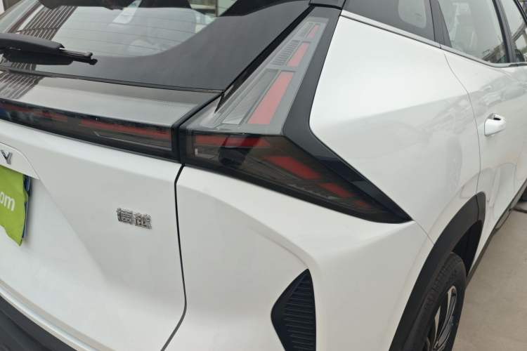 Used Geely Auto Emgrand X7 Sport 2026 Model 1.5TD Aspirational Right Rear Taillight