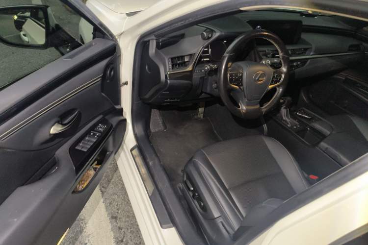 Used Lexus ES 2018 200 Excellence Edition China V Standard