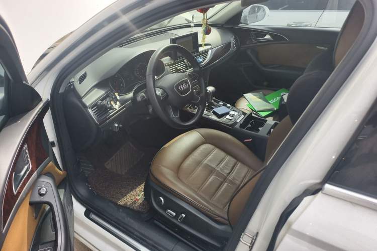 Used Audi A6L 2014 30 FSI Technology Model