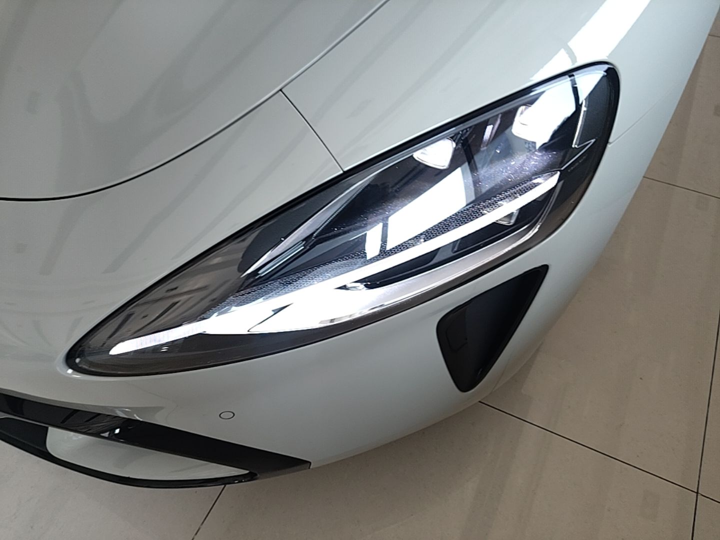 Xiaomi Auto SU7 2024 Rear-Drive Long-Range Intelligent Driving Version — снимка 8