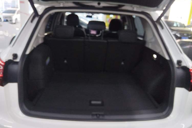 Used Volkswagen Tayron GTE Plug-in Hybrid 2022 1.4T Luxury Edition Trunk