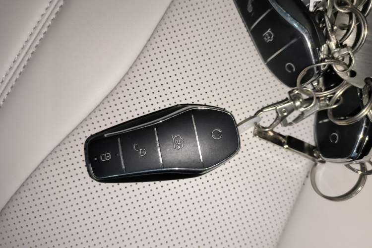 Used BYD Song PLUS New Energy 2025 EV Intelligent Driving Version 520km Premium Model
