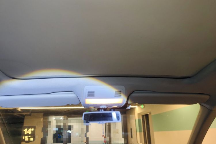 Used Volkswagen Touareg 2011 3.0 TSI High-End Version Headliner