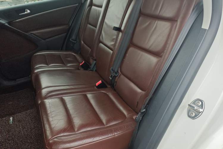 Used Volkswagen Tiguan 2015 1.8TSI Automatic Two-Wheel Drive Luxury Model
