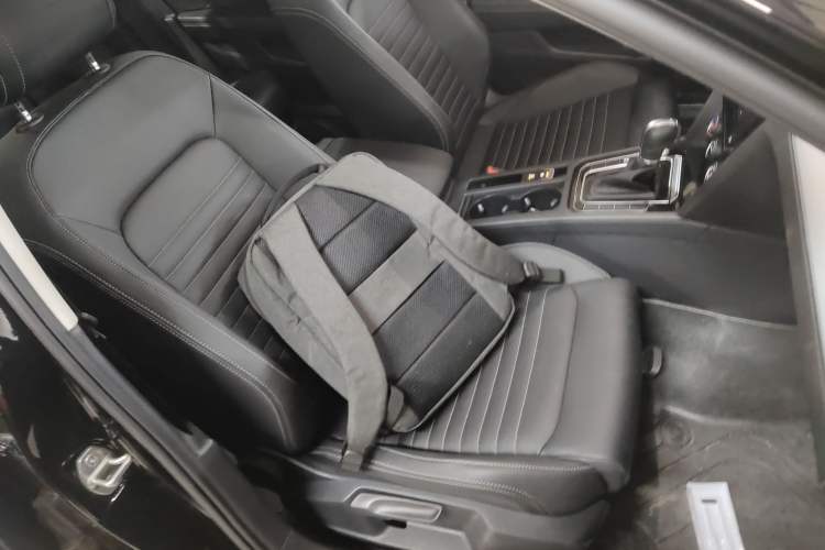 Used Volkswagen Magotan 2025 Zhongxiang Version 280TSI DSG Comfort Edition