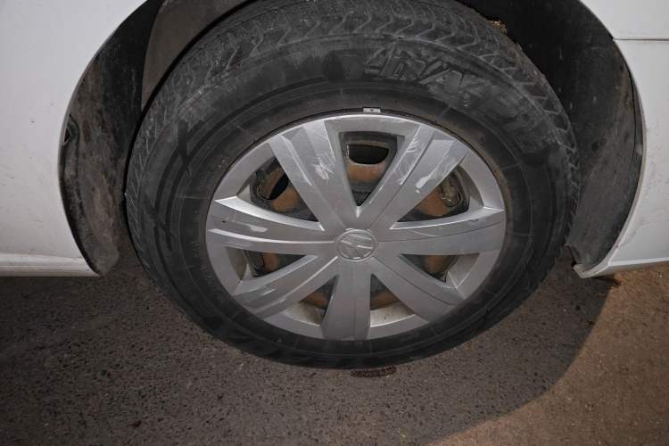 Used Volkswagen Jetta 2017 1.5L Manual Fashion Edition