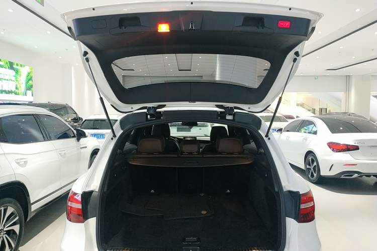 Used Mercedes-Benz GLC 2019 GLC 200 L 4MATIC
