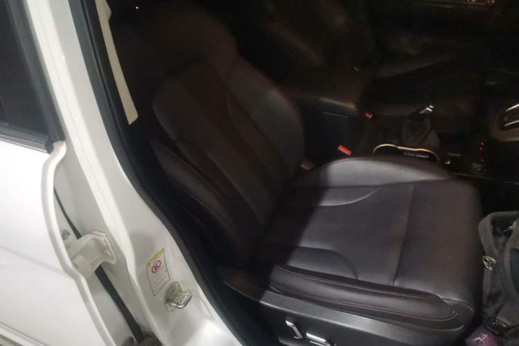 Used Haval H6 2015 Sport Edition 1.5T Automatic Two-Wheel Drive Luxury Model