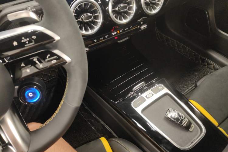 Used Mercedes-Benz A AMG 2024 Facelift AMG A 45 S 4MATIC+ Gear Lever