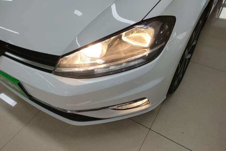 Used Volkswagen Golf 2020 280TSI DSG Comfort Version
