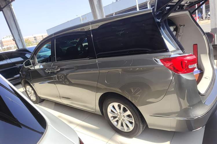 Used Buick GL8 2018 ES 28T Comfort Model China VI Standard
