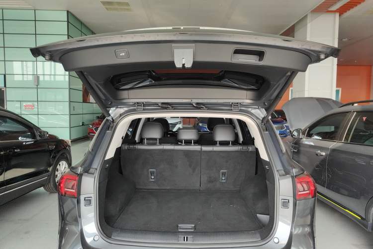 Used Roewe RX5 MAX 2022 1.5T Automatic Zhiwei Prestige Edition