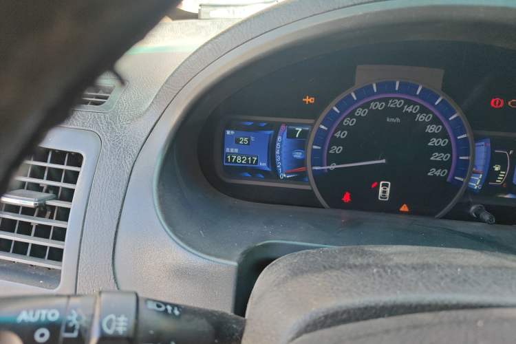 Used BYD S6 2011 2.0L Manual Luxury Version