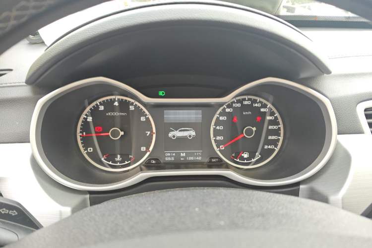 Used Geely Auto Emgrand X7 Sport 2016 2.0L Manual ZhiShang Version Instrument Cluster