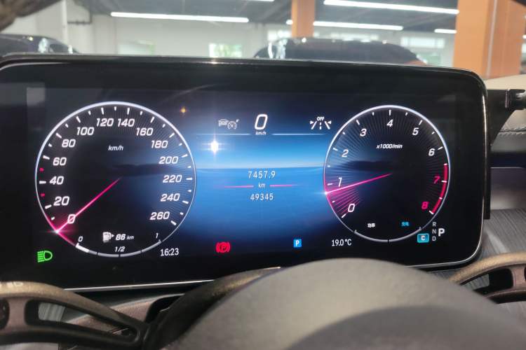 Used Mercedes-Benz C-Class 2023 Restyled C 260 L Sport Edition Instrument Cluster