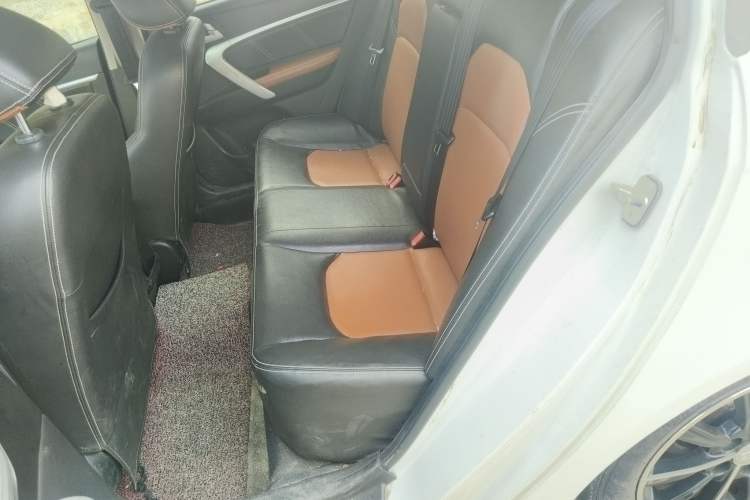 Used Geely Auto Emgrand 2016 Hatchback RS 1.5L Manual - Upward Edition