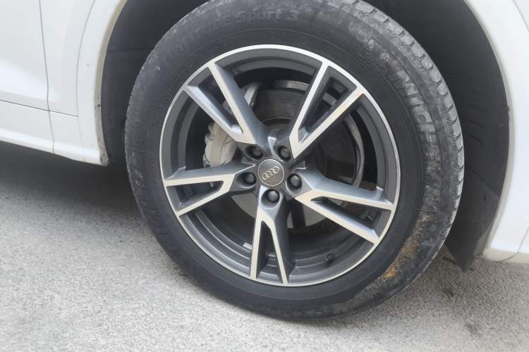 Used Audi Q5L 2018 40 TFSI Prestige Fashion Edition China V Right Front Wheel Hub