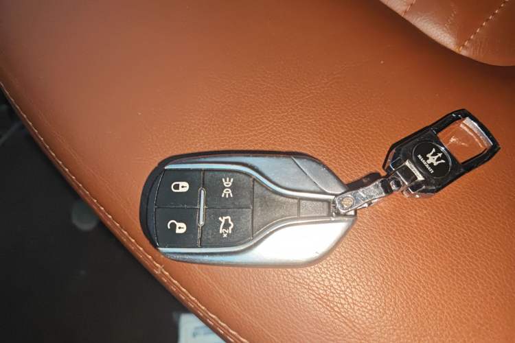 Used Maserati Ghibli 2014 3.0T Standard Edition Vehicle Key