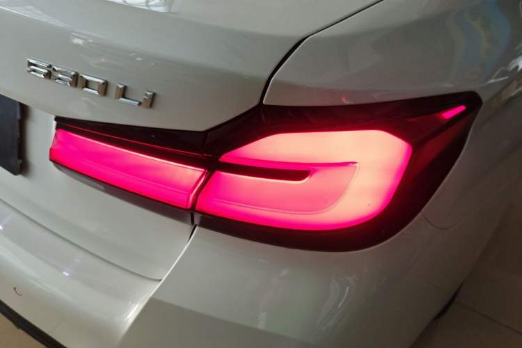 Used BMW 5 Series 2022 Revised Version 3 530Li Luxury Edition M Sport Package