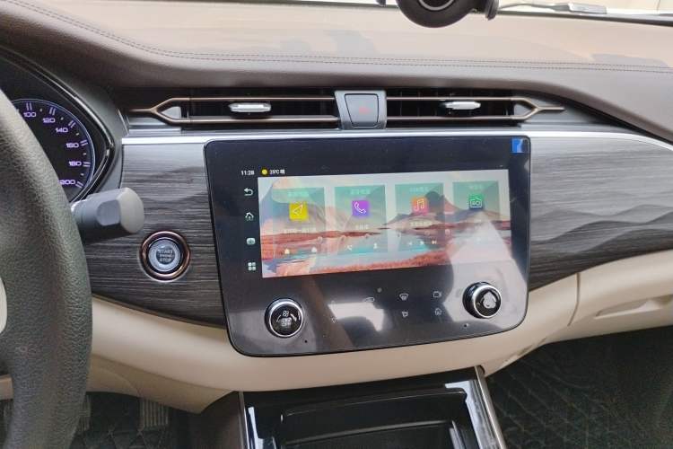 Used Dongfeng Ruichi 7 2022 2.3T Automatic All-Wheel-Drive Diesel Flagship Version with Five-Link Suspension M9T
