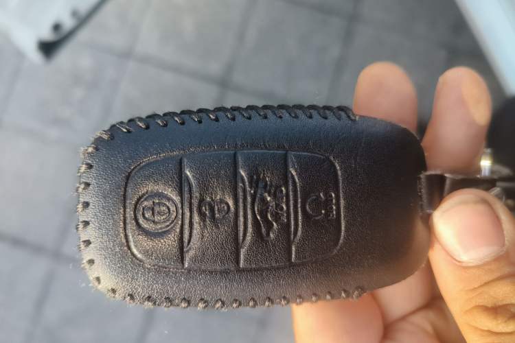 Used Hongqi H5 2020 1.5T DCT Flagship Edition Vehicle Key