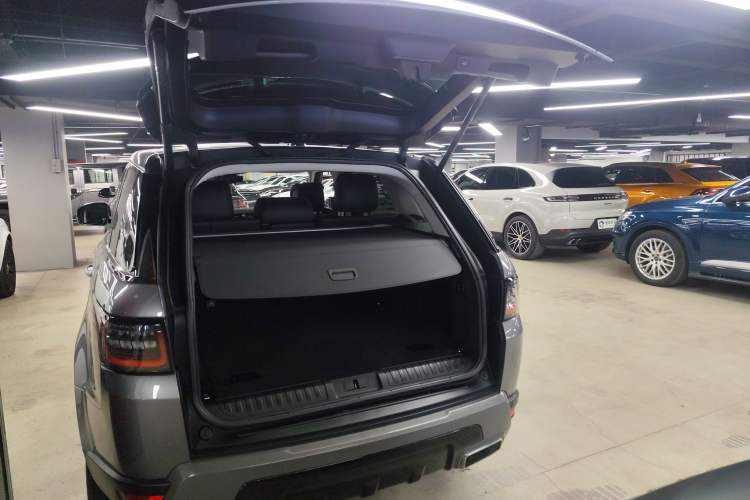 Used Land Rover Range Rover Sport 2022 3.0 L6 SE
