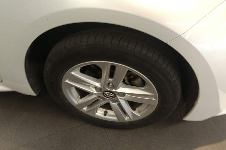 Used Toyota Levin 2019 185T CVT Luxury Edition China VI Standard Right Front Wheel Hub