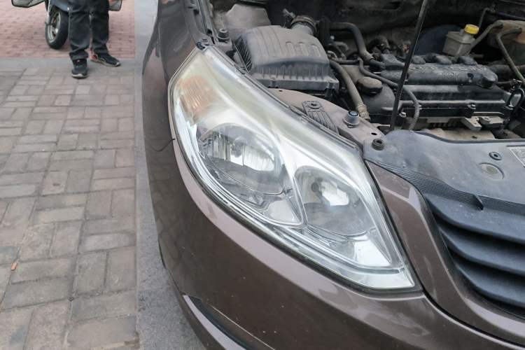 Used Baojun 630 2011 1.5L manual standard version
