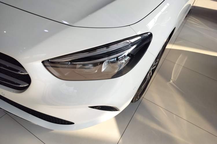 Used Mercedes-Benz B-Class 2022 Revised B 200 Dynamic Edition
