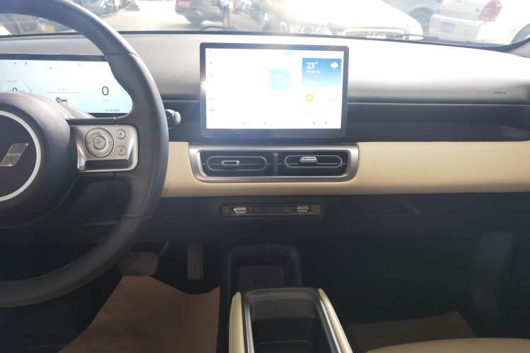 Used Wuling Bingo PLUS 2024 510 km Flagship Edition Four-Seater Version
