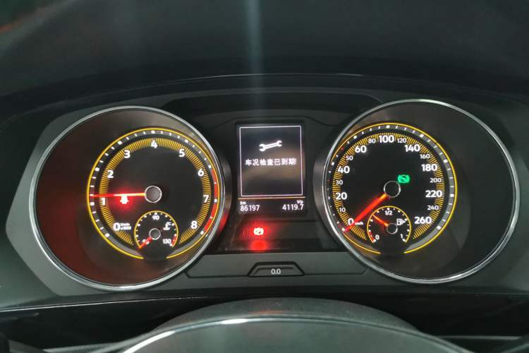 Used Volkswagen Tiguan L 2019 Updated Version 330TSI Automatic Two-Wheel Drive Panoramic Comfort Edition China VI Standard
