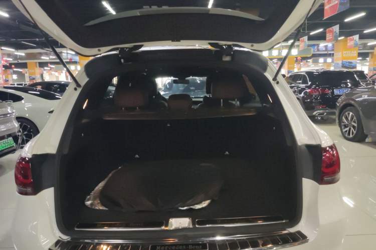 Used Mercedes-Benz GLC 2022 Facelift GLC 260 L 4MATIC Luxury Edition