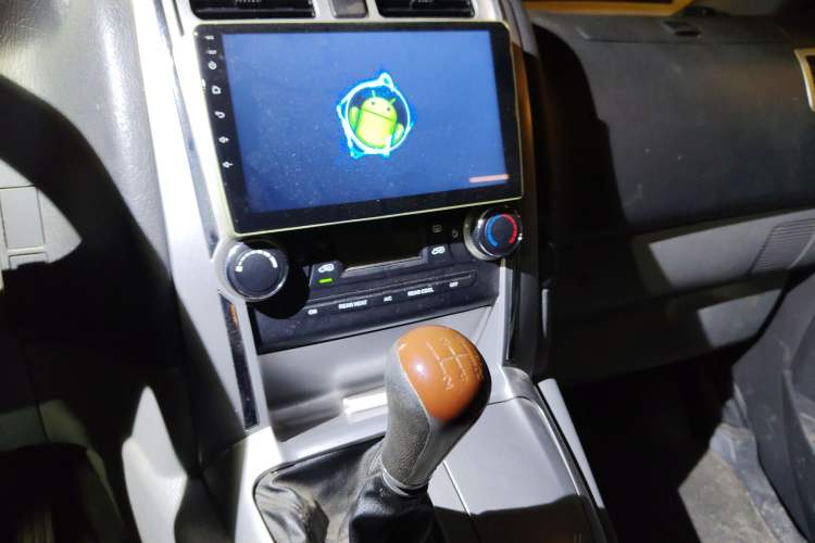 Used Foton Scenic G5 2020 2.0L Long-Wheelbase Flat-Roof 6-Seater Multi-Purpose Passenger Vehicle 1TZS