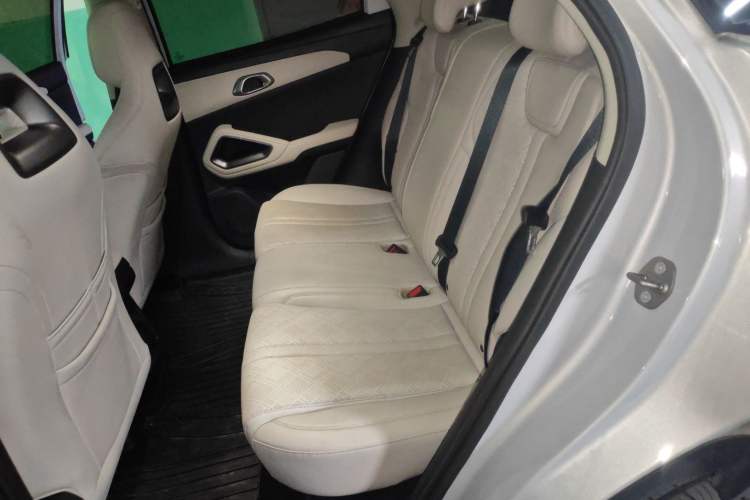 Used BYD Yuan UP 2024 401 km Active Version
