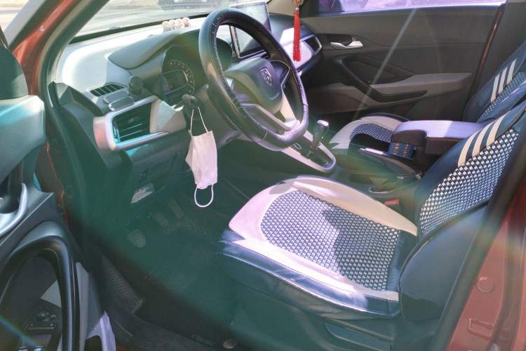 Used Baojun 510 2017 1.5L manual Comfort trim
