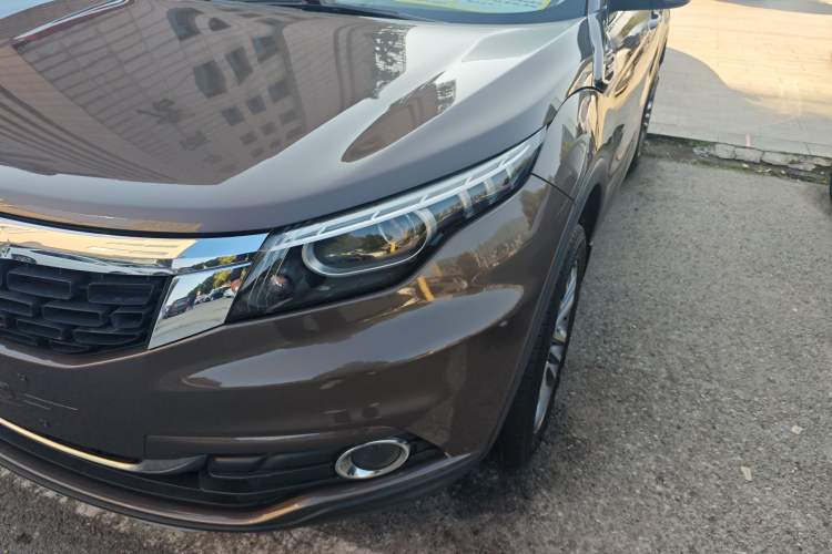 Used Qoros 5 2017 1.6T Automatic Prestige Model
